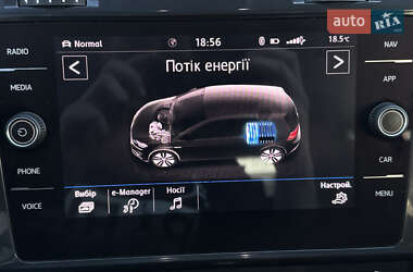 Хетчбек Volkswagen e-Golf 2020 в 