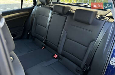 Хетчбек Volkswagen e-Golf 2020 в 
