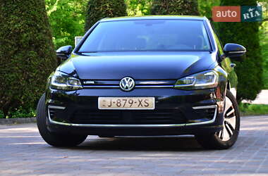 Хетчбек Volkswagen e-Golf 2020 в 