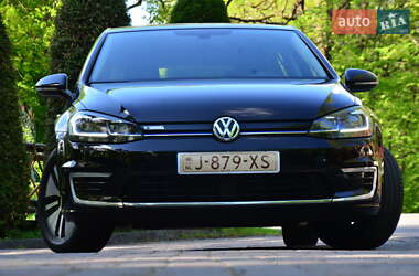Хетчбек Volkswagen e-Golf 2020 в 