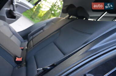 Хетчбек Volkswagen e-Golf 2020 в 