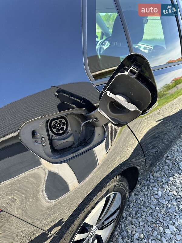 Хетчбек Volkswagen e-Golf 2018 в Луцьку