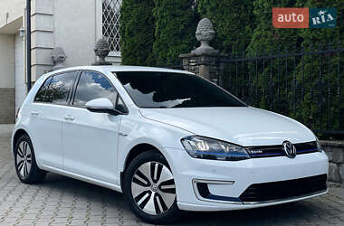 Хэтчбек Volkswagen e-Golf 2015 в Надворной