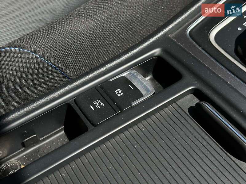 Хэтчбек Volkswagen e-Golf 2015 в Одессе фото 11 Хэтчбек Volkswagen e-Golf 2015 в Одессе