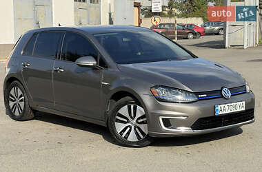 Хэтчбек Volkswagen e-Golf 2015 в 