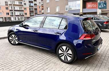 Хетчбек Volkswagen e-Golf 2020 в 