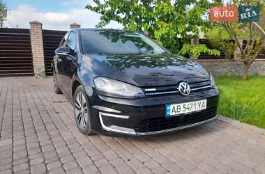 Хетчбек Volkswagen e-Golf 2015 в Вінниці