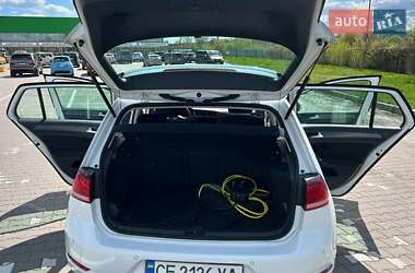 Хетчбек Volkswagen e-Golf 2018 в 