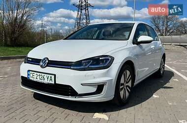 Хетчбек Volkswagen e-Golf 2018 в 
