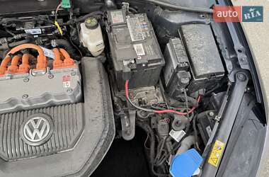 Хетчбек Volkswagen e-Golf 2015 в 