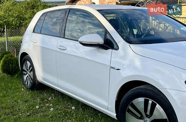 Хетчбек Volkswagen e-Golf 2016 в 