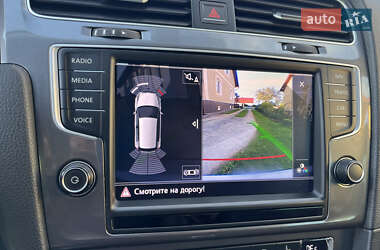 Хетчбек Volkswagen e-Golf 2016 в 