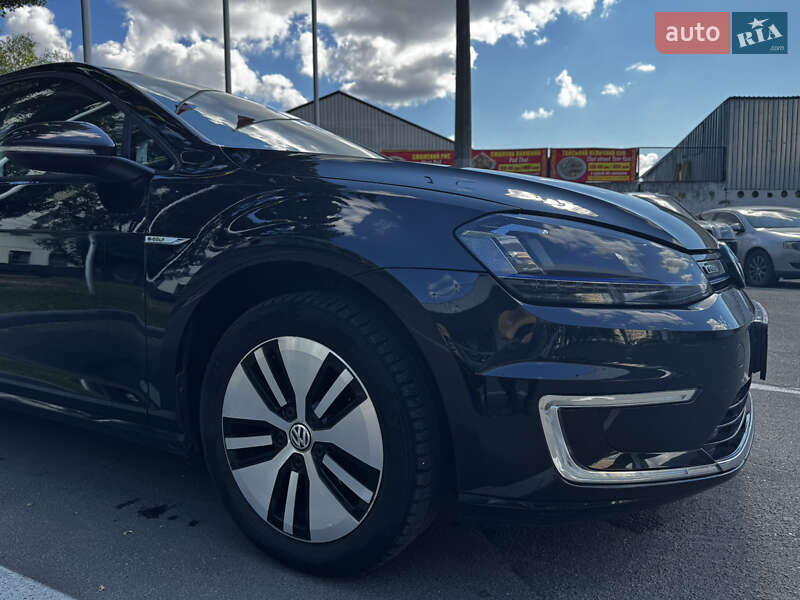 Хетчбек Volkswagen e-Golf 2014 в Києві фото 3 Хетчбек Volkswagen e-Golf 2014 в Києві