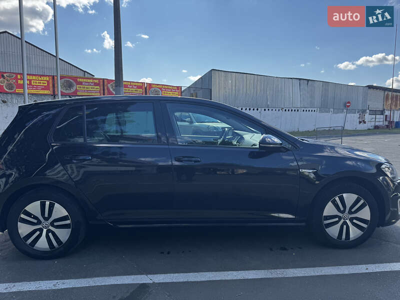 Хетчбек Volkswagen e-Golf 2014 в Києві фото 4 Хетчбек Volkswagen e-Golf 2014 в Києві