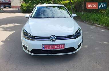 Хетчбек Volkswagen e-Golf 2020 в 