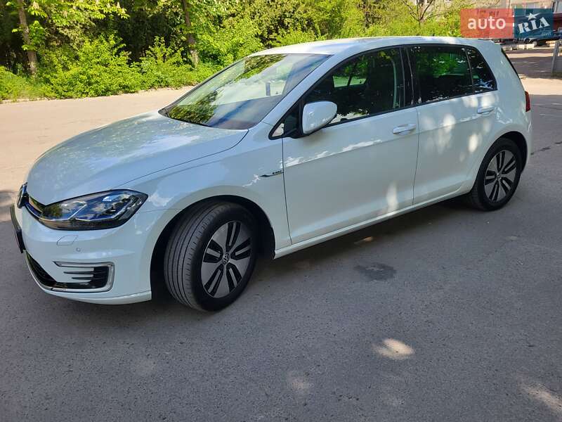 Хэтчбек Volkswagen e-Golf 2020 в Луцке
