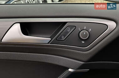 Хэтчбек Volkswagen e-Golf 2020 в 