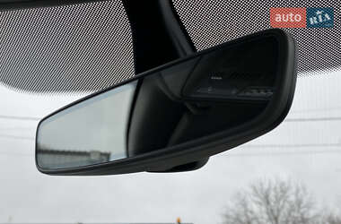 Хэтчбек Volkswagen e-Golf 2020 в 