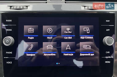 Хэтчбек Volkswagen e-Golf 2020 в 