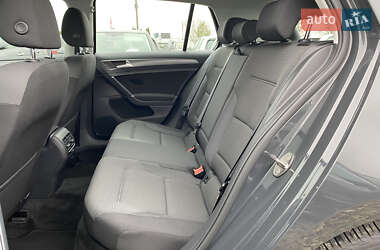 Хэтчбек Volkswagen e-Golf 2020 в 