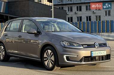 Хэтчбек Volkswagen e-Golf 2014 в 