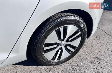 Хетчбек Volkswagen e-Golf 2019 в 