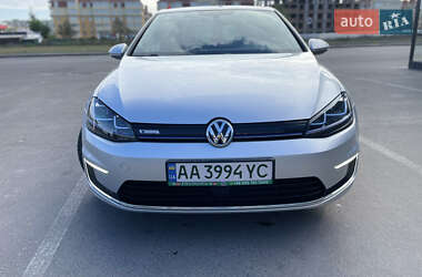 Хэтчбек Volkswagen e-Golf 2014 в 