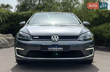 Хэтчбек Volkswagen e-Golf 2020 в 