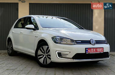Хетчбек Volkswagen e-Golf 2017 в 