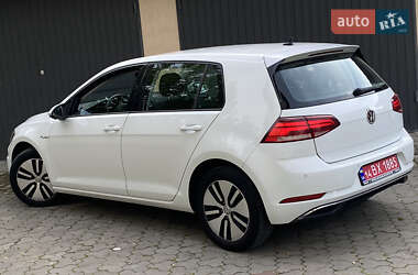 Хетчбек Volkswagen e-Golf 2017 в 