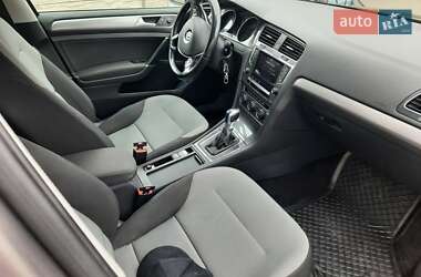 Хетчбек Volkswagen e-Golf 2016 в Харкові