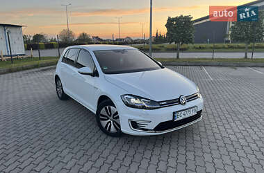 Хетчбек Volkswagen e-Golf 2019 в 