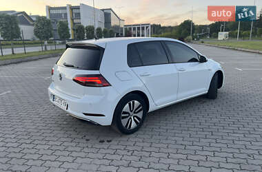 Хетчбек Volkswagen e-Golf 2019 в 