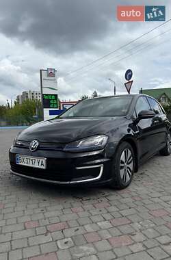 Хетчбек Volkswagen e-Golf 2016 в Хмельницькому