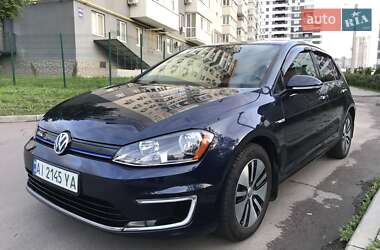 Хэтчбек Volkswagen e-Golf 2015 в 