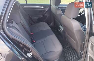 Хэтчбек Volkswagen e-Golf 2018 в 
