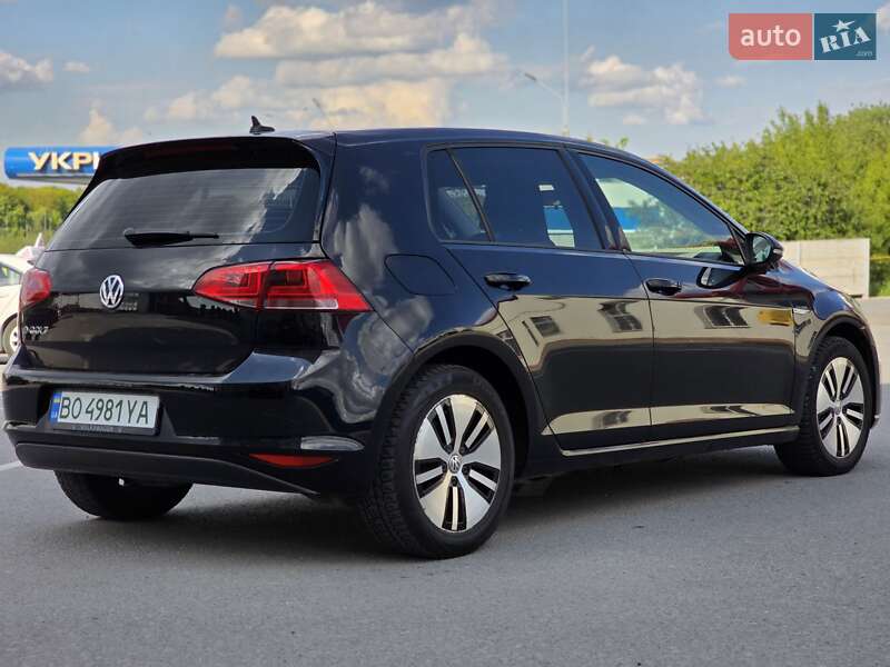 Хетчбек Volkswagen e-Golf 2015 в Тернополі