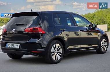 Хэтчбек Volkswagen e-Golf 2015 в 