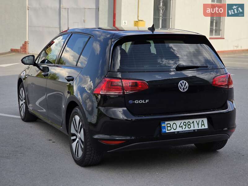 Хетчбек Volkswagen e-Golf 2015 в Тернополі
