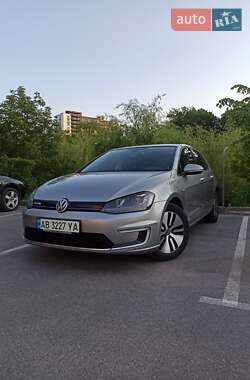 Хетчбек Volkswagen e-Golf 2015 в Вінниці