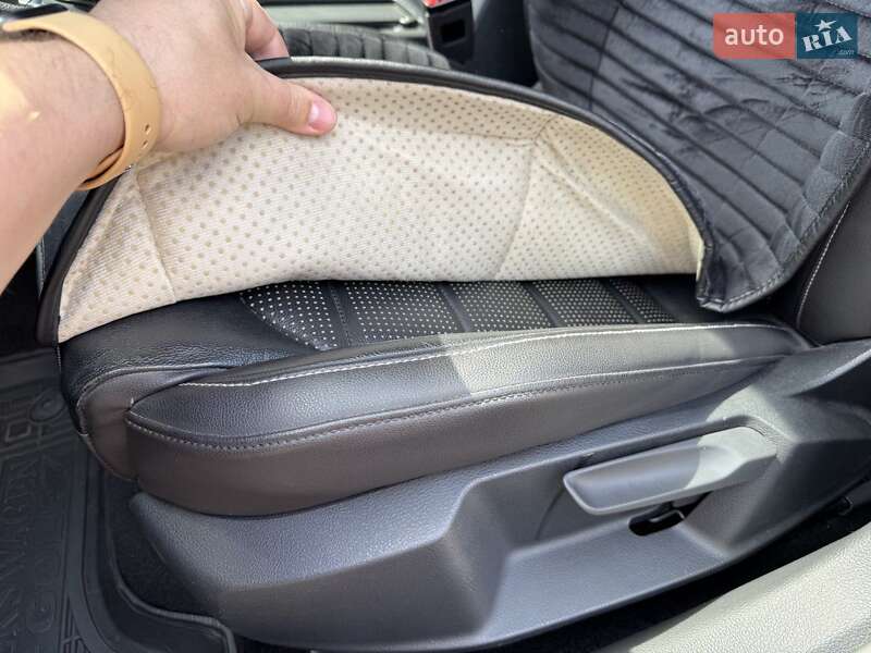 Хетчбек Volkswagen e-Golf 2019 в Запоріжжі