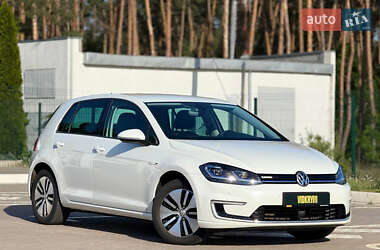 Хетчбек Volkswagen e-Golf 2017 в 