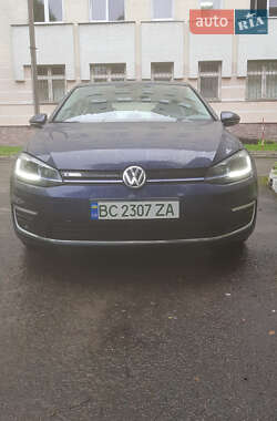Хэтчбек Volkswagen e-Golf 2019 в 