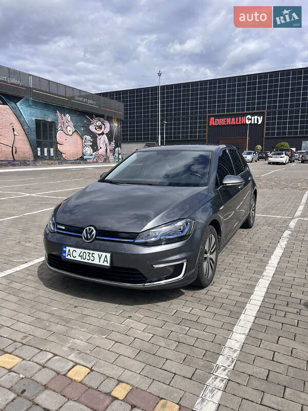 Volkswagen e-Golf 2017