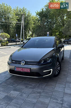 Хэтчбек Volkswagen e-Golf 2014 в Ужгороде