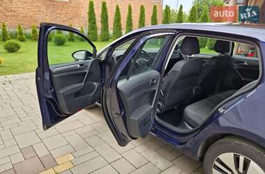 Хэтчбек Volkswagen e-Golf 2020 в 