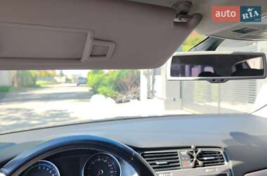 Хэтчбек Volkswagen e-Golf 2016 в 