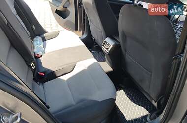Хэтчбек Volkswagen e-Golf 2016 в 