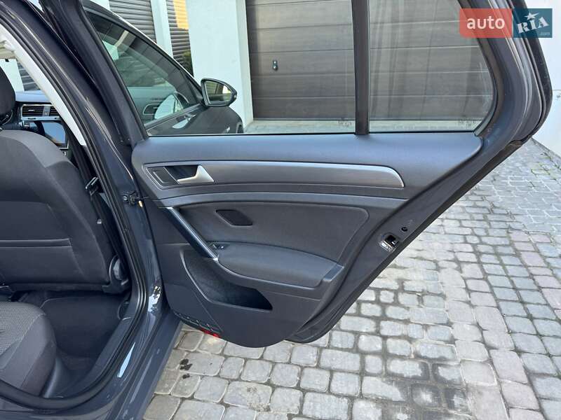 Хэтчбек Volkswagen e-Golf 2020 в Луцке