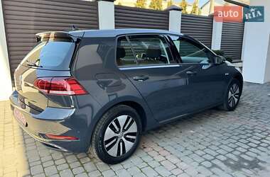 Хэтчбек Volkswagen e-Golf 2020 в 